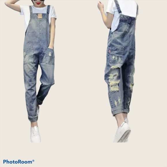Distressed overalls - Picture 1 of 7